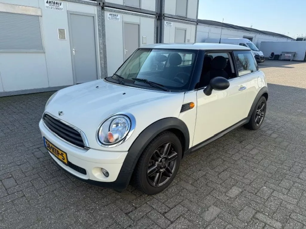 Mini Mini 1.4 One APK 7-04-2027 ! leuke auto