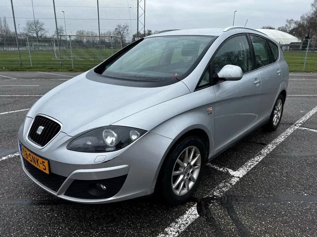 Seat Altea XL Stationwagon 1.8 TSI Style Motor tikt !!