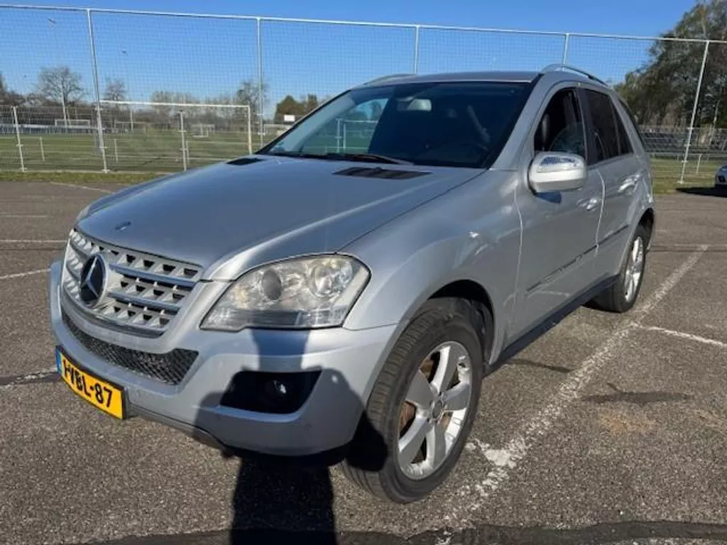 Mercedes-Benz M-klasse 280 CDI Grijskenteken